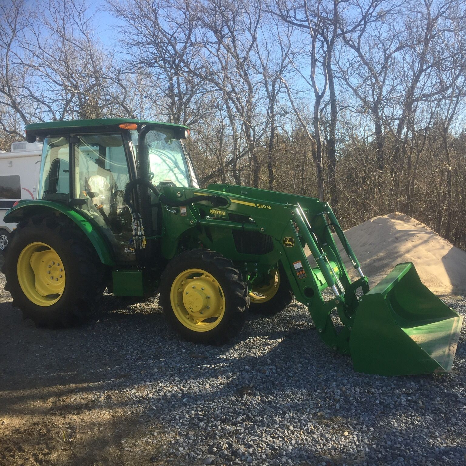 Tractor, 2018 John Deere 5075e 4wd Full Cab & Loader 