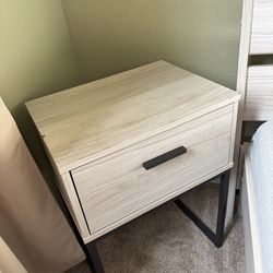 Nightstand, end table *FREE*