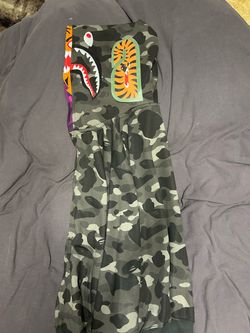 Bape hoodie w adjustable hood