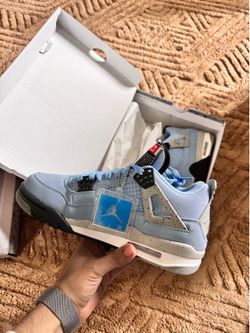 Air jordan 5 University Blue size 8