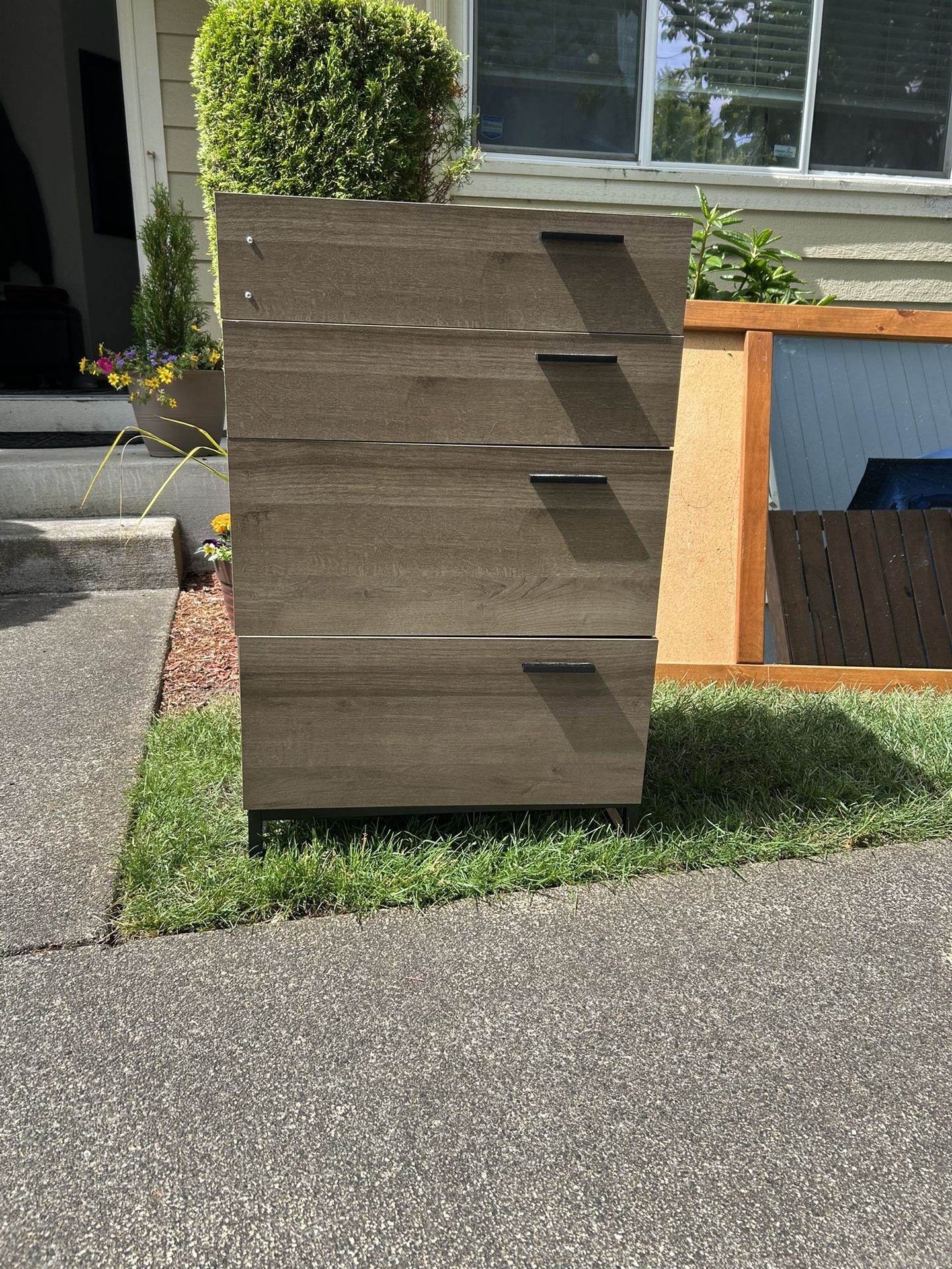 Dresser