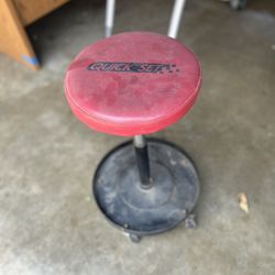 Mechanics stool