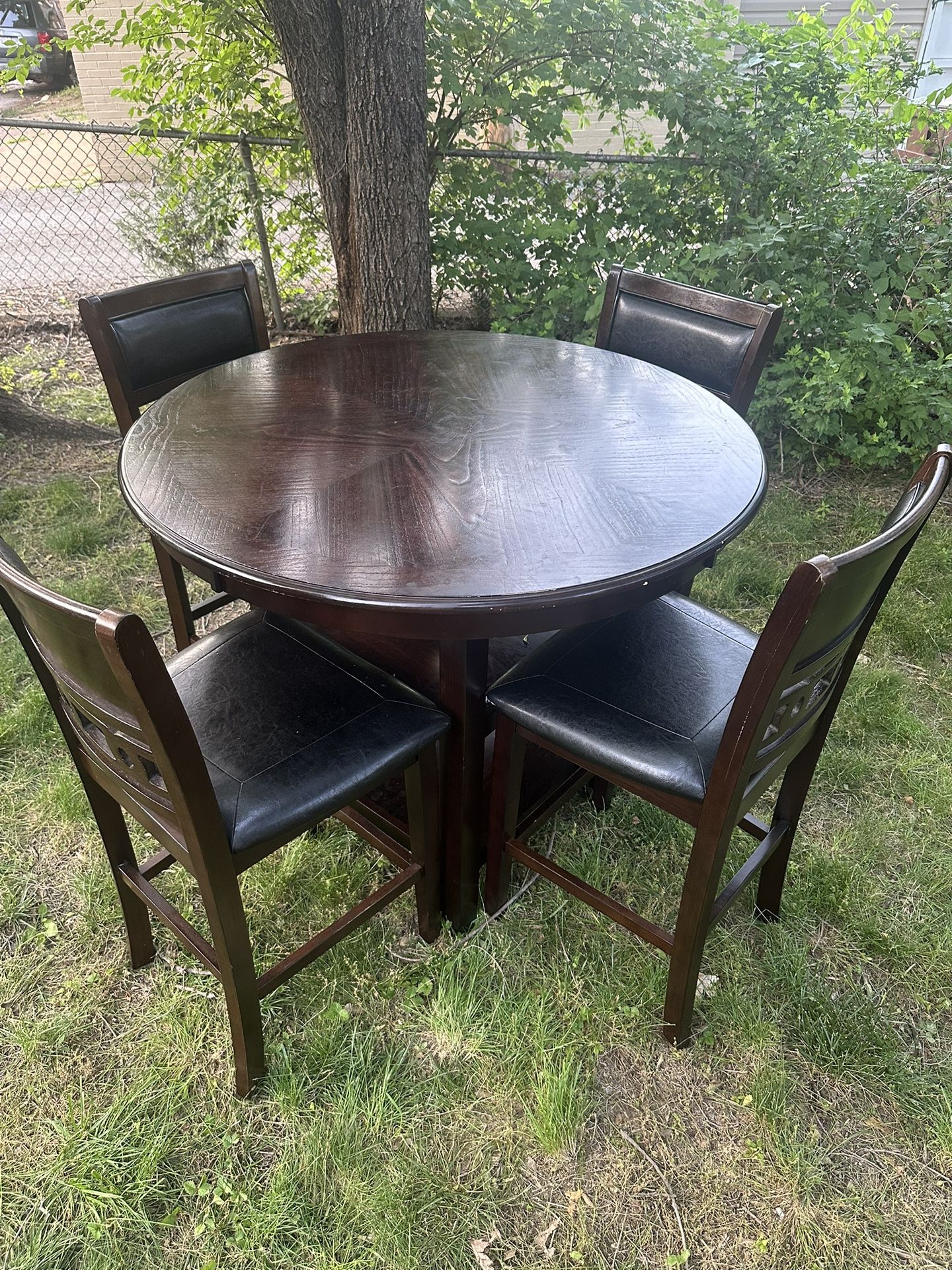 Dinning Room Table
