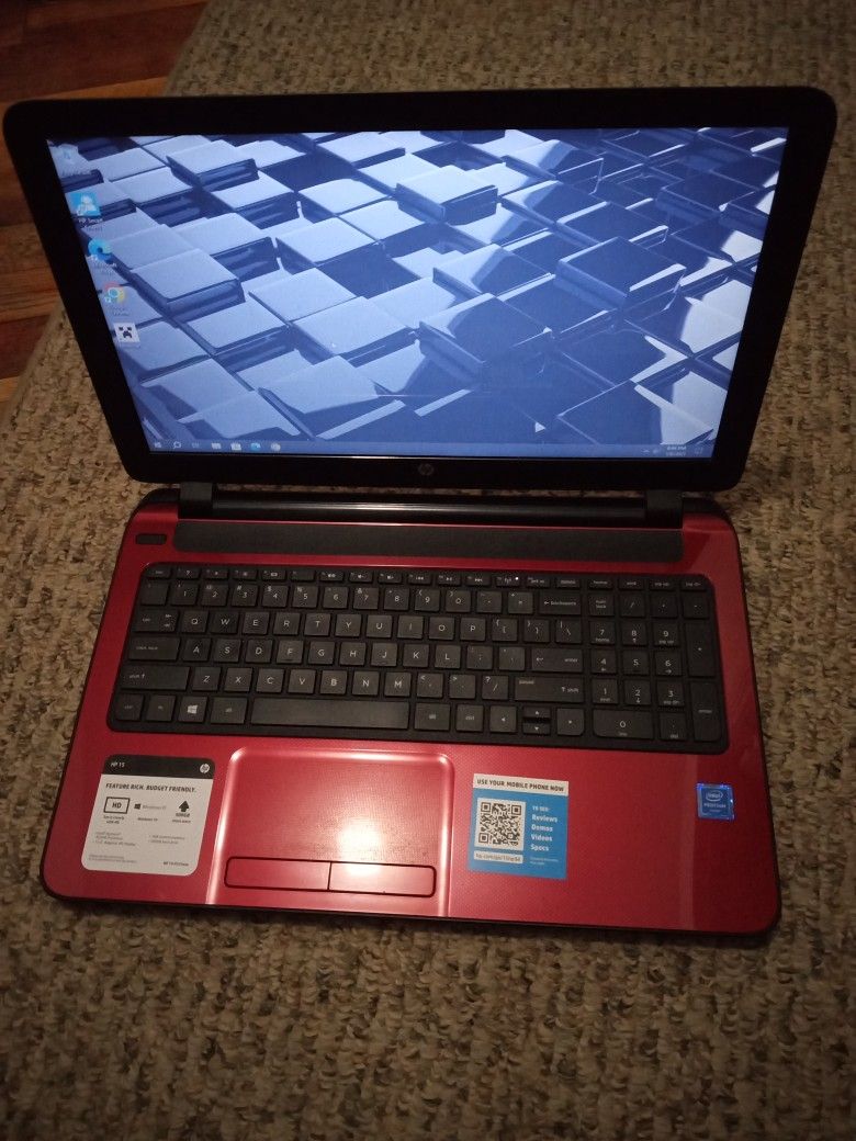 HP Laptop With Wireless Mouse And 50 Games
