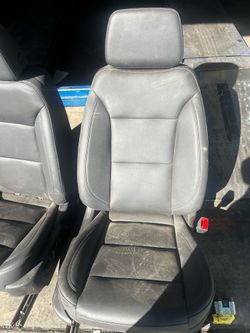2010-2020 Chevy tahoe seats