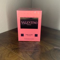 Valentino Born In Roma Intense 
