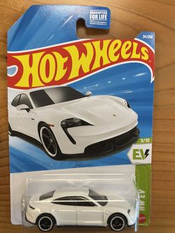 2026 HOT WHEELS B CASE PORSCHE TAYCAN TURBO S WHITE HW EV