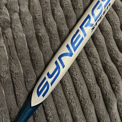 Easton Synergy Speed Composite Fast Pitch Softball Bat