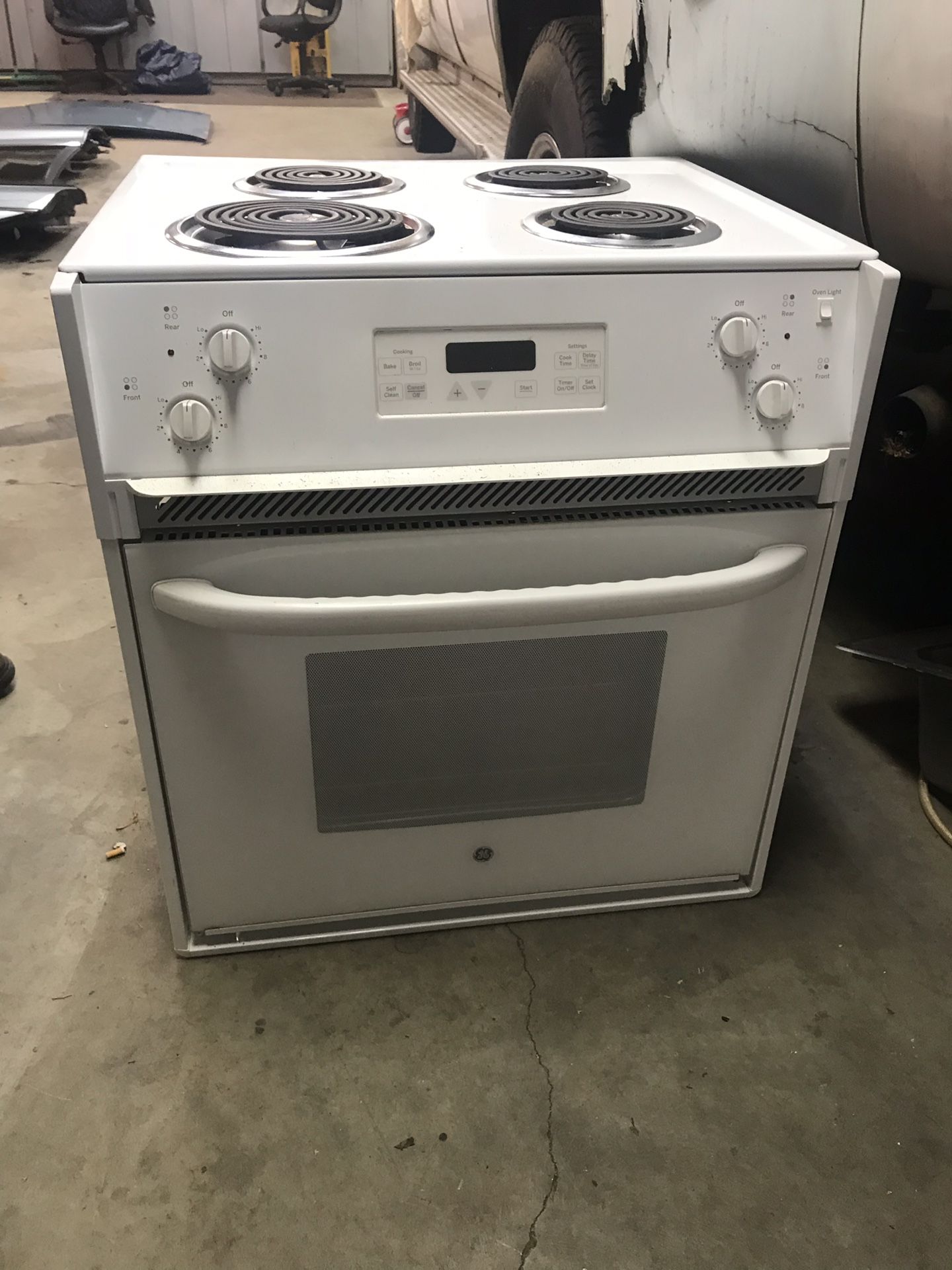 GE 27” inch drop in range new condition for Sale in WA OfferUp