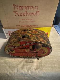 Vintage Tin Wind-Up Toy Tank