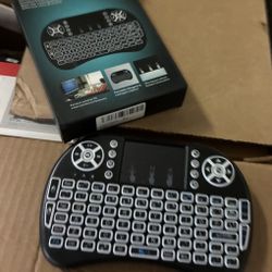 Brand new in box keyboard and wireless mouse 2 in 1 compact size