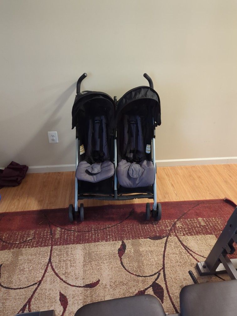 Evenflo Minno Twin Double Stroller, Glenbarr Grey
