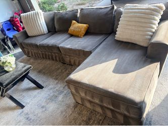Sectional couch