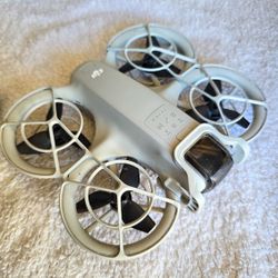 DJI Neo Flymore Combo (3 Batteries)