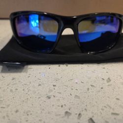 AUTHENTIC Oakley Valve Sunglasses With New Polarized Lenses 