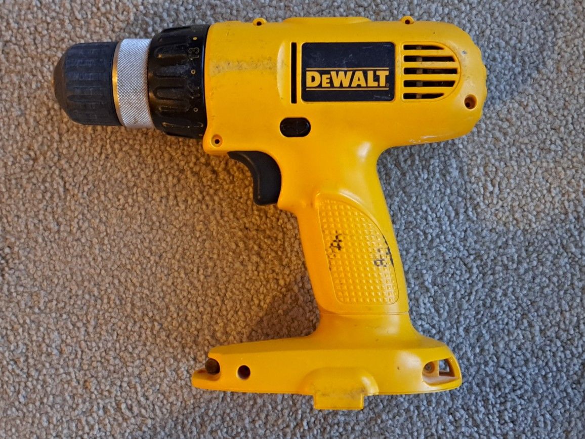 DeWalt 14.4v Cordless Drill Driver (Tool Only)