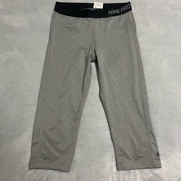 Nike Pro Gray Leggings Capris