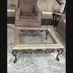 Cocktail Table And End Table 
