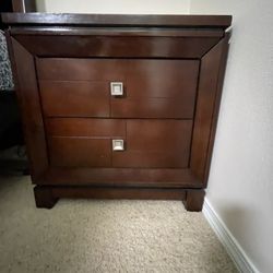Nightstand 