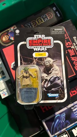 Star Wars Yoda Kenner Vintage Collection Figure