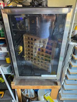 Reptile incubator