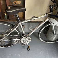 Trek 7300FX  - Great Condition 