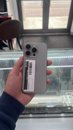 iPhone 15 Pro 256GB (Unlocked)