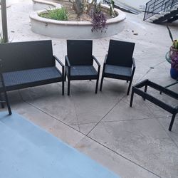 Classic 4-Piece Wicker Conversation Set – Ready for Your Patio *LOCAL PICKUP IN LA HABRA ONLY*
