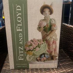 Fitz And Flyoyd  Rabbit Figurine