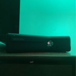 Xbox 360  S console   500 GB