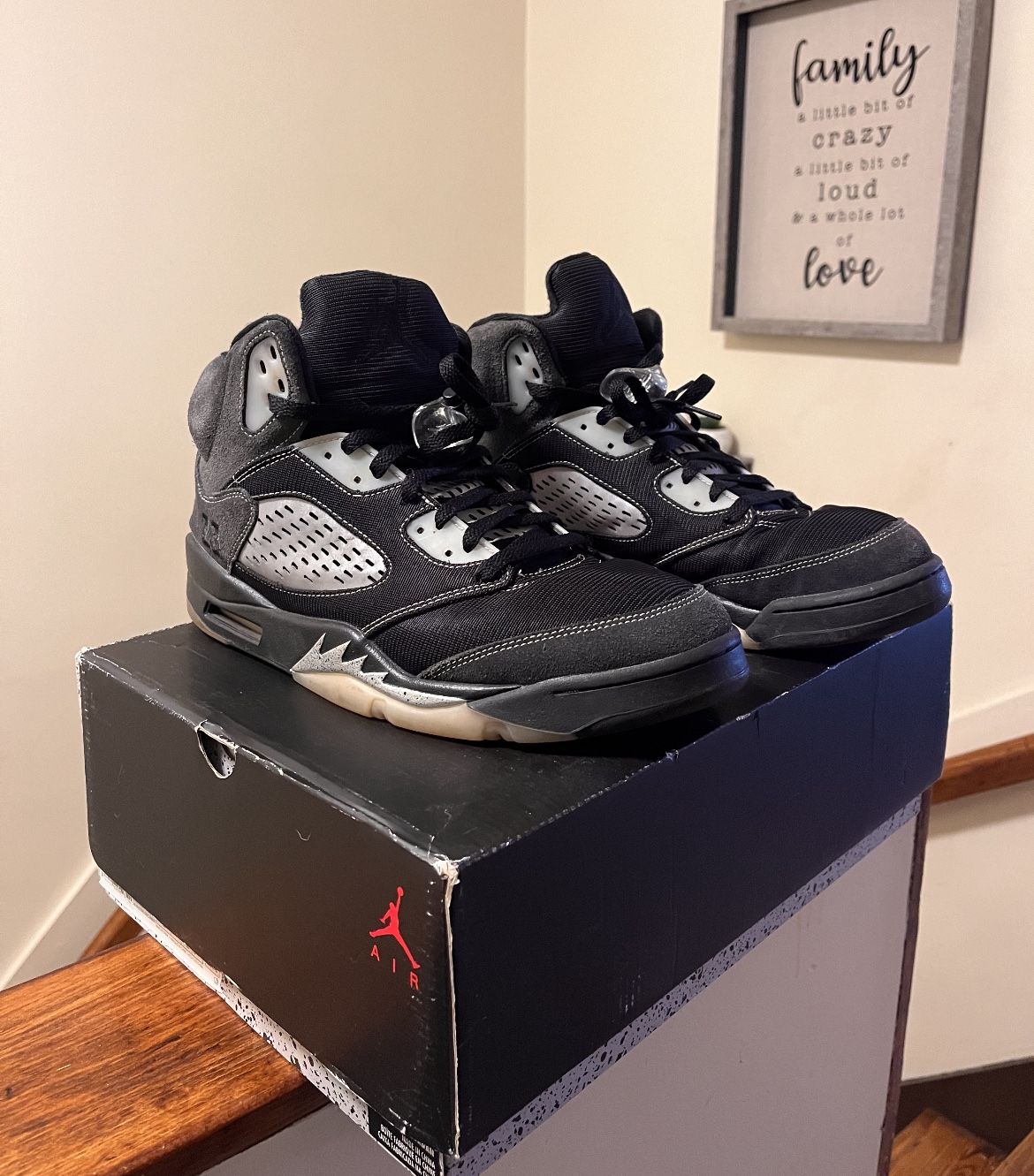 Size-13 2021 'Anthracite' Jordan 5s