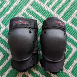 Eight Ball Protective Skateboarding Roller Skate Knee Pad Triple Eight Adult S/M