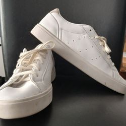 Adidas Sleek. White Casual Sneakers. DB3258. Women Size 10. Men 8.5