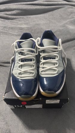 Jordan 11 Georgetown Sz 10.5