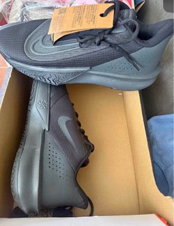 Nike Tennis Shoes mens