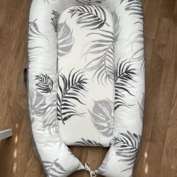 Baby Lounger (Pillani)