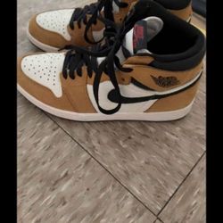 Jordan 1s Rookie Of The Year Size 8.5