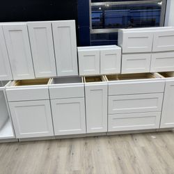 11 Piece Set Kitchen White Shaker 