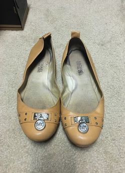 Michael Kors flats (size7)