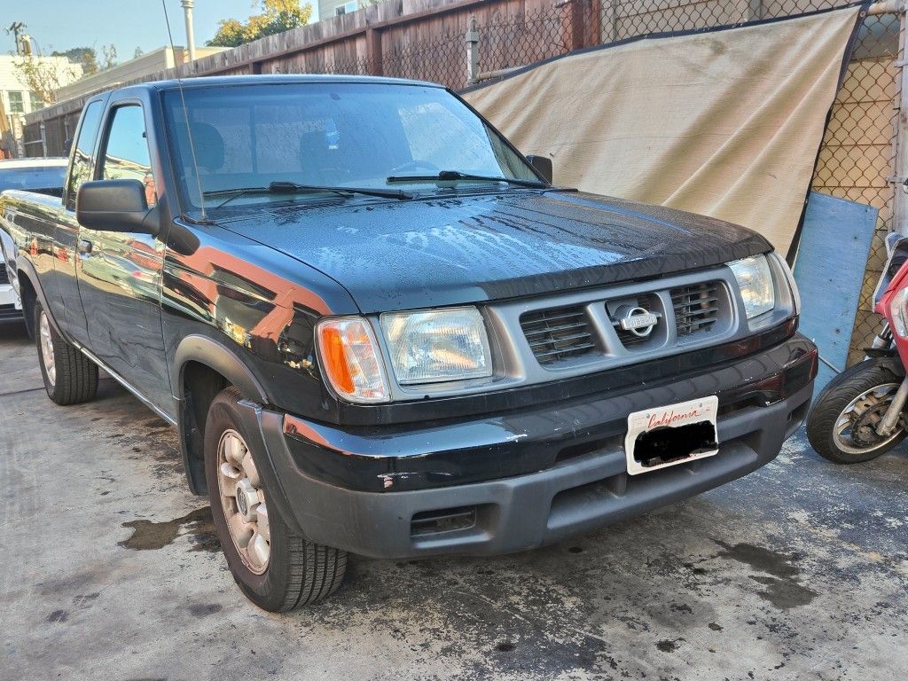 2000 Nissan Frontier