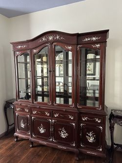 Redwood Cabinet Display