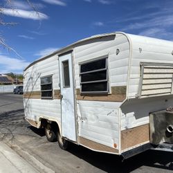 1974 Scamper Travel trailer