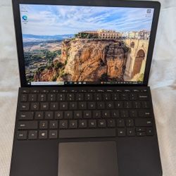 NICE MICROSOFT SURFACE GO 2 WINDOWS TABLET  10.5" Windows 10 