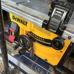 Portable 10 Inch Table Saw