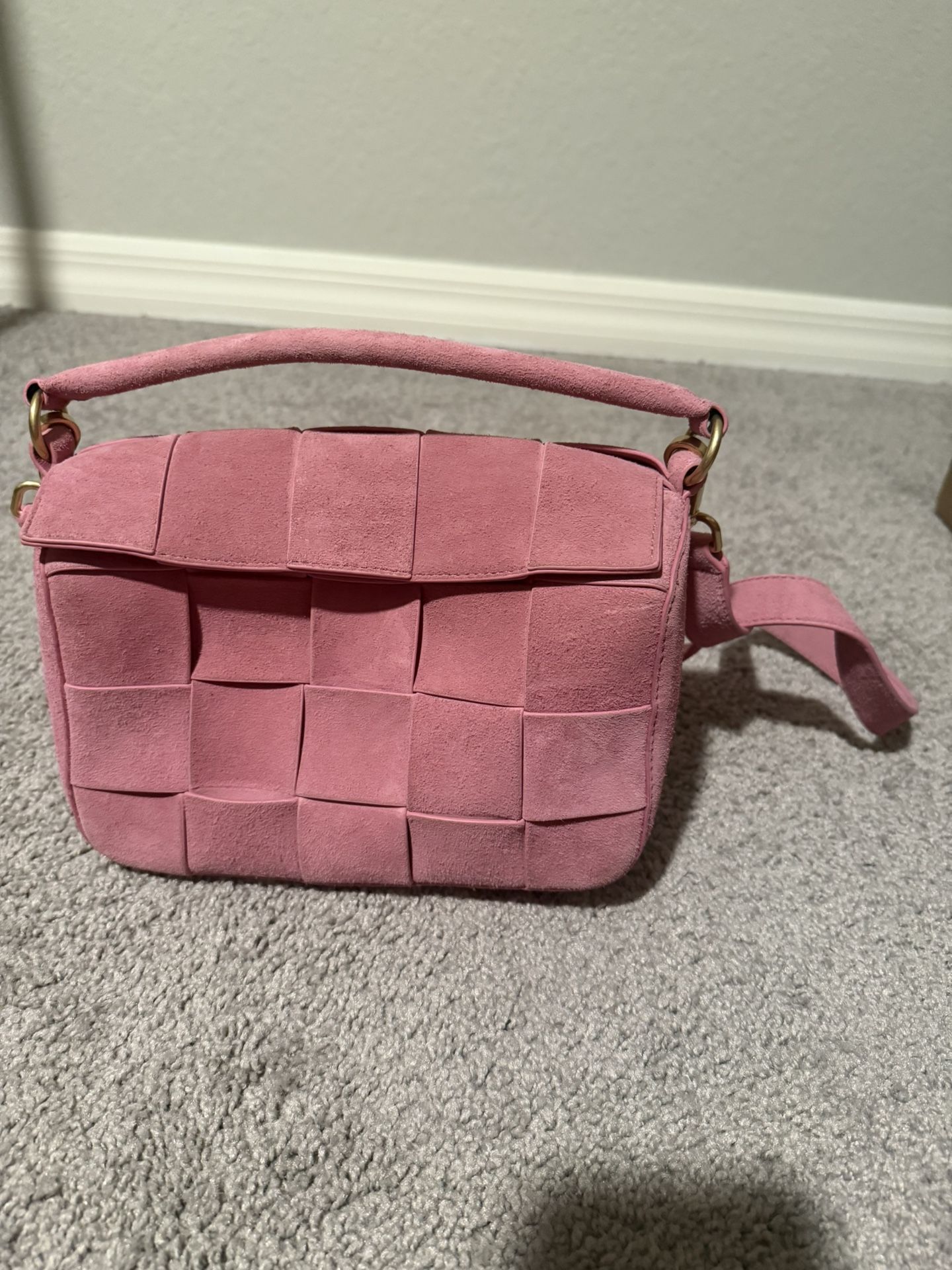 Woven Bag  J mclaughlin Pink Cross Body With Top Handle 