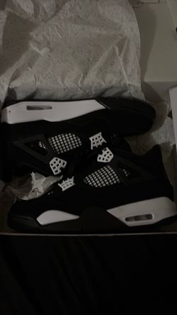 Jordan 4s