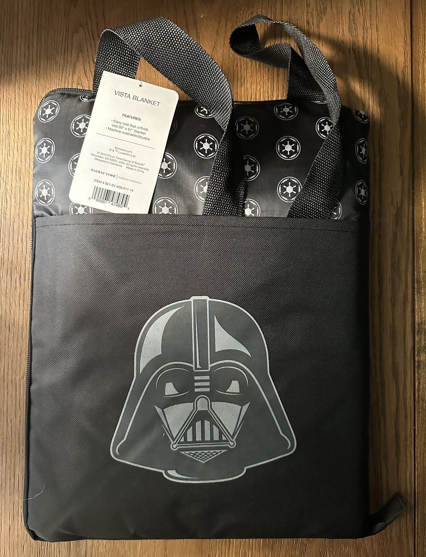 Star Wars Darth Vader Vista Outdoor Picnic Blanket & Tote Blanket