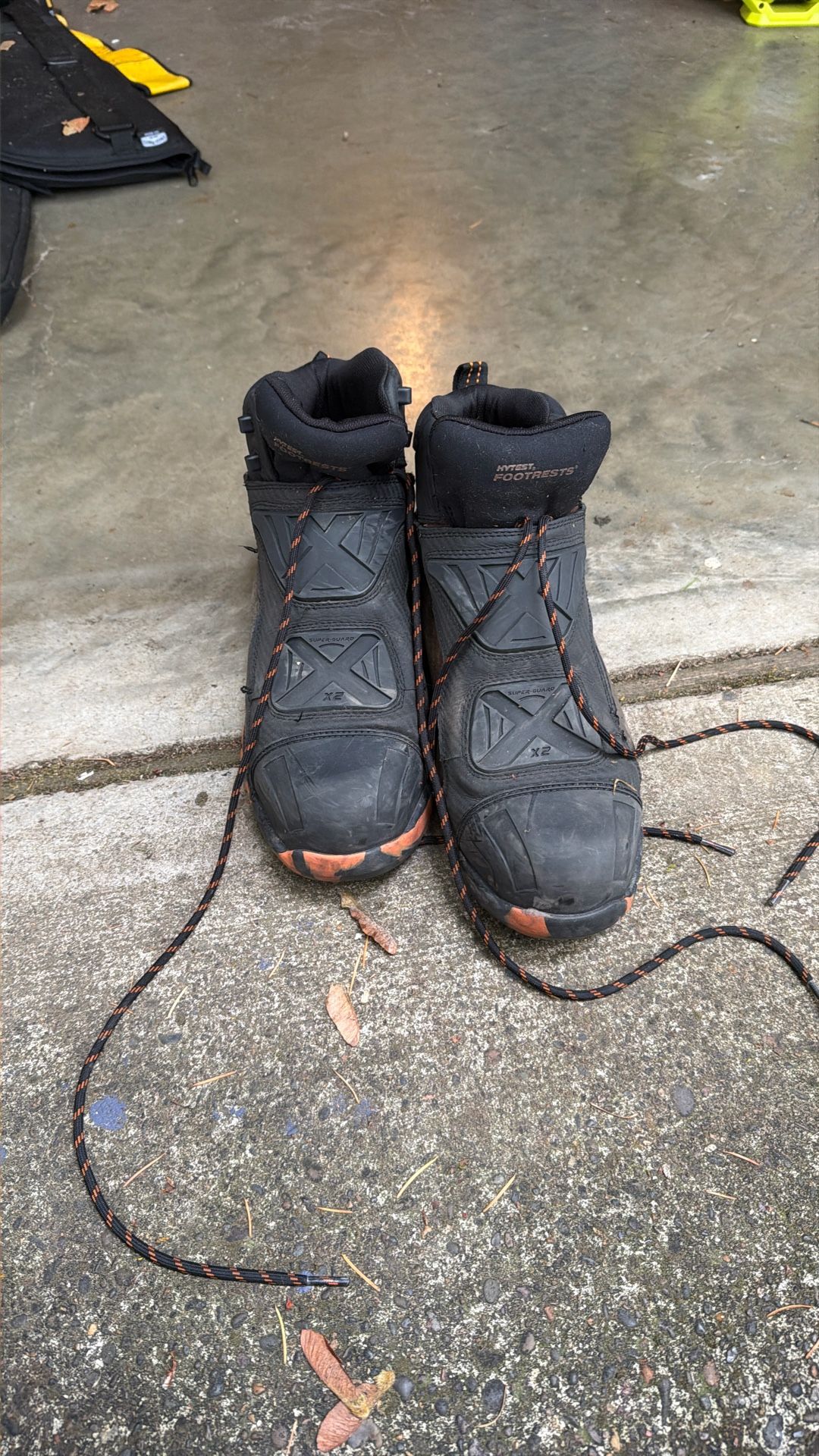 ***Mens USA 11 Hytest Footrests***