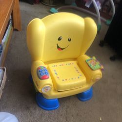 Smart Stage Activity Learning Chair Price 10$.   Pick Up.  E. E.  Side.  Tacoma 