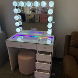 Brand New Vanity 6 Drawers RGB Light Inside Desk With Hollywood Mirror Bluetooth Speaker $689 